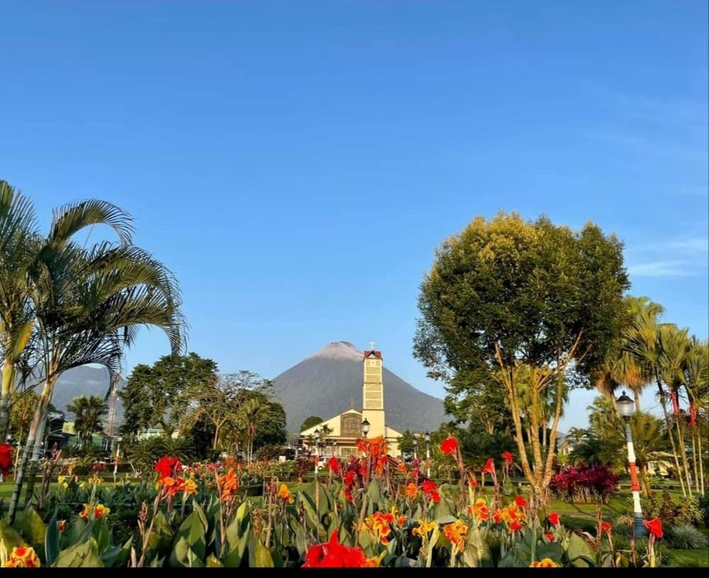 La Estancia Ideal Apartamentos La Fortuna Dış mekan fotoğraf